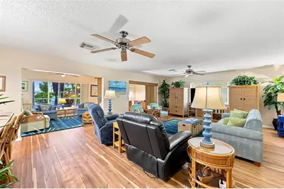 1002 El Rancho Drive, Sun City Center, FL 33573 - Photo 7