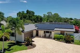 5119 Venetian Blvd NE, Saint Petersburg, FL 33703 - Photo 1