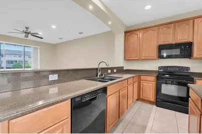 7276 Islamorada Circle, Seminole, FL 33777 - Photo 7