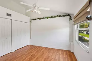 5731 28th Ave S, Gulfport, FL 33707 - Photo 11