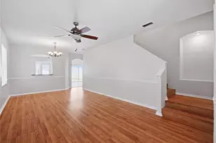 10215 Lakeside Vista Dr, Riverview, FL 33569 - Photo 5