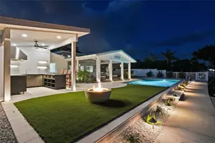 3896 42nd Ave S, Saint Petersburg, FL 33711 - Photo 43