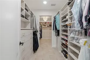 3896 42nd Ave S, Saint Petersburg, FL 33711 - Photo 23