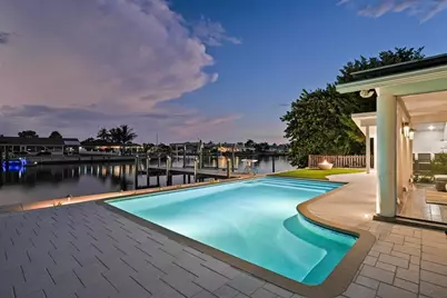 3896 42nd Avenue S, Saint Petersburg, FL 33711 - Photo 43