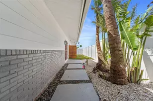 11050 7th St E, Treasure Island, FL 33706 - Photo 73