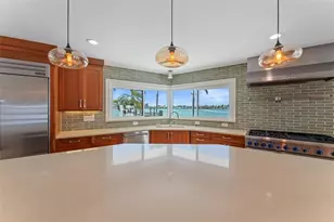 11050 7th St E, Treasure Island, FL 33706 - Photo 27