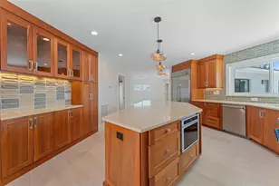 11050 7th St E, Treasure Island, FL 33706 - Photo 31