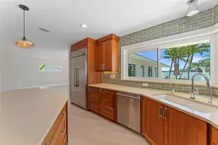 11050 7th St E, Treasure Island, FL 33706 - Photo 33