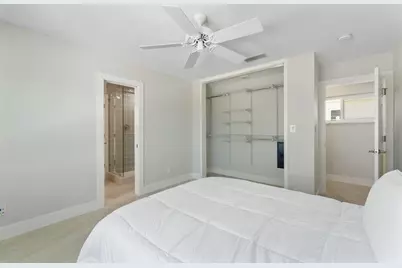 11050 7th Street E, Treasure Island, FL 33706 - Photo 39