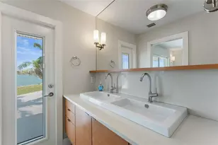 11050 7th St E, Treasure Island, FL 33706 - Photo 57