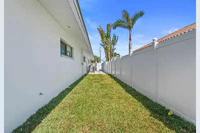 11050 7th Street E, Treasure Island, FL 33706 - Photo 53