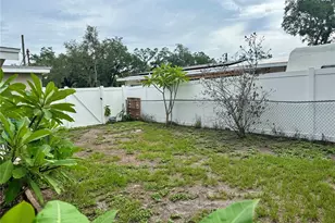 7507 Coral Vine Ln, Tampa, FL 33619 - Photo 25
