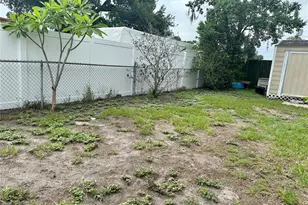 7507 Coral Vine Ln, Tampa, FL 33619 - Photo 23