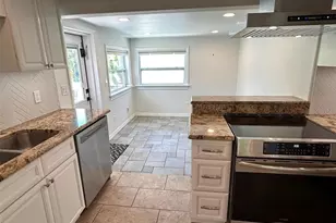 136 25th Ave N, Saint Petersburg, FL 33704 - Photo 15