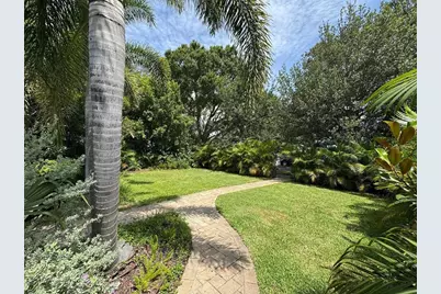 136 25th Avenue N, Saint Petersburg, FL 33704 - Photo 37