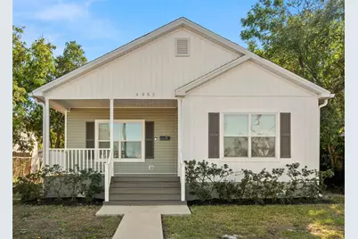 4352 9th Avenue S, Saint Petersburg, FL 33711 - Photo 1
