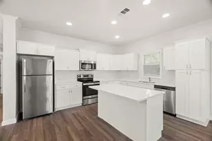 4352 9th Ave S, Saint Petersburg, FL 33711 - Photo 7