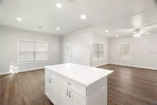4352 9th Ave S, Saint Petersburg, FL 33711 - Photo 9