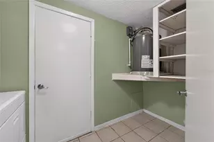 3414 King George Ln, Seffner, FL 33584 - Photo 45