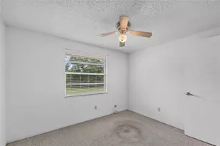 3414 King George Ln, Seffner, FL 33584 - Photo 25
