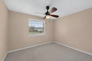 3414 King George Ln, Seffner, FL 33584 - Photo 15