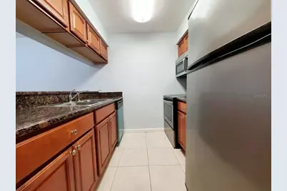 5440 S Macdill Avenue #4L, Tampa, FL 33611 - Photo 7