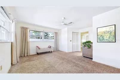 1067 44th Avenue NE, Saint Petersburg, FL 33703 - Photo 11