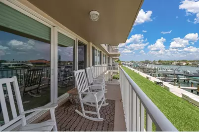 223 Island Way #2E, Clearwater Beach, FL 33767 - Photo 21