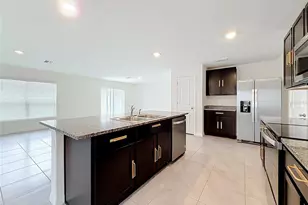 35288 Spruce Knob Ct, Dade City, FL 33525 - Photo 13