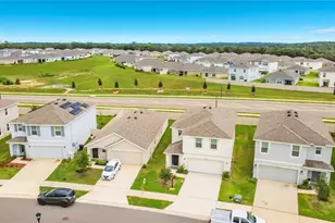 35288 Spruce Knob Ct, Dade City, FL 33525 - Photo 5