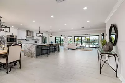 825 116th Avenue, Treasure Island, FL 33706 - Photo 7