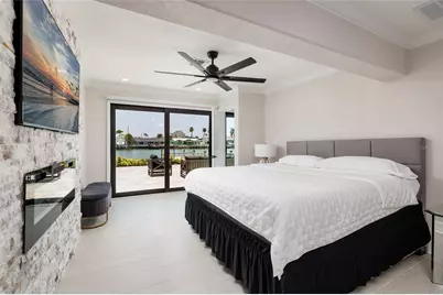 825 116th Avenue, Treasure Island, FL 33706 - Photo 25
