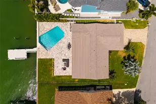825 116th Ave, Treasure Island, FL 33706 - Photo 35