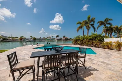 825 116th Avenue, Treasure Island, FL 33706 - Photo 15