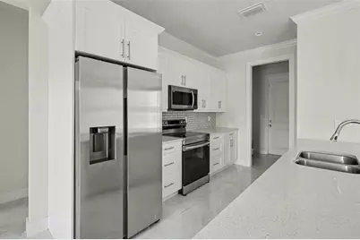2420 52nd Avenue NE, Naples, FL 34120 - Photo 13