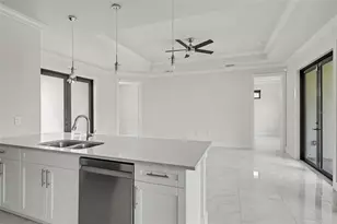 2420 52nd Ave NE, Naples, FL 34120 - Photo 9