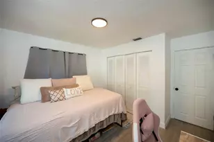 2131 Hainlin Ct, Deltona, FL 32738 - Photo 13
