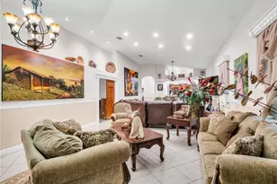 6922 N Hale Ave, Tampa, FL 33614 - Photo 49