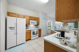 12707 Linda Dr, Tampa, FL 33612 - Photo 13
