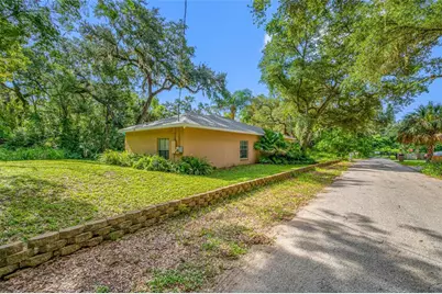 12707 Linda Drive, Tampa, FL 33612 - Photo 37