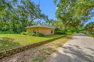 12707 Linda Dr, Tampa, FL 33612 - Photo 37
