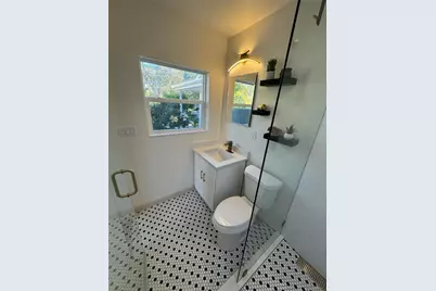 1500 Carson Circle NE, Saint Petersburg, FL 33703 - Photo 27