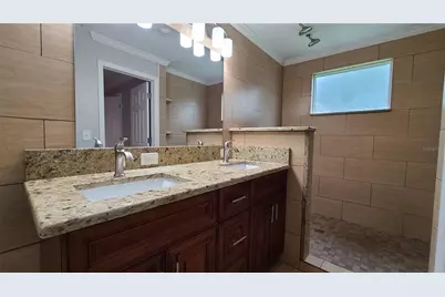 1718 Cardinal Dr, Clearwater, FL 33759 - Photo 21