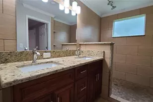 1718 Cardinal Dr, Clearwater, FL 33759 - Photo 21