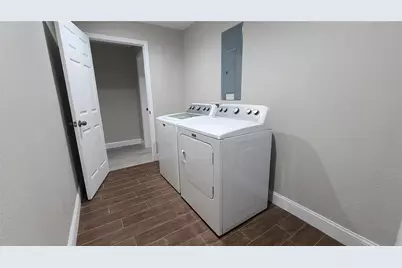 1718 Cardinal Dr, Clearwater, FL 33759 - Photo 13
