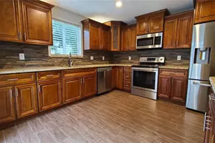 1718 Cardinal Dr, Clearwater, FL 33759 - Photo 7