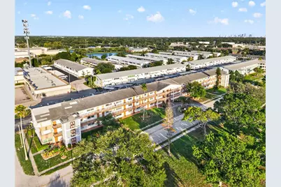 6015 19th Street N #215, Saint Petersburg, FL 33714 - Photo 35