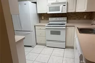 2465 Northside Dr, Clearwater, FL 33761 - Photo 7