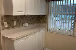 2465 Northside Dr, Clearwater, FL 33761 - Photo 9
