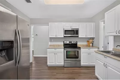 411 12th Avenue E, Bradenton, FL 34208 - Photo 5